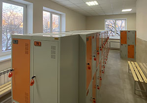 роздягальні та душові